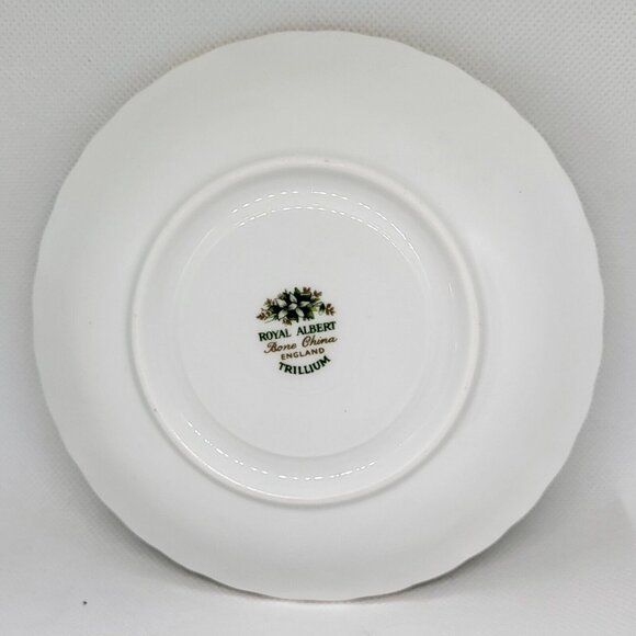 Royal Albert Trillium Bone China Teacup Saucer Floral Plate - Picture 2 of 5